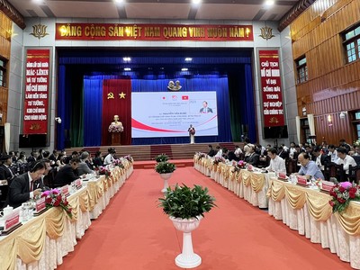 Quang cảnh hội nghị