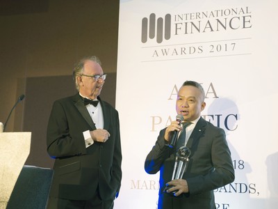 Sun Life Việt Nam nhận giải thưởng quốc tế từ IFM