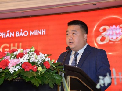 Ông Vũ Anh Tuấn-Tổng giám đốc Bảo Minh phát biểu tại hội nghị tổng kết hoạt động Kl992 VIP Trang Chủ 2026 năm 2024