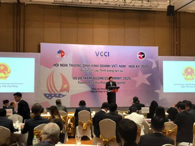 Thứ trưởng Bộ Kế hoạch và Kl99ok phiên bản mới Trần Duy Đông phát biểu tại Hội nghị