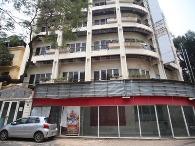 Khu “đất vàng” 80 - Lý Thường Kiệt (Hà Nội) đang bị bỏ hoang. Ảnh: A.M