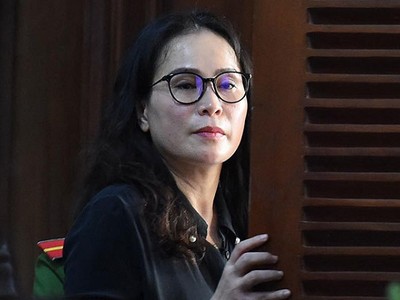 Bị cáo Lê Thị Thanh Thúy, Chủ tịch HĐQT Công ty Hoa Tháng Năm và Công ty CP Kl99ok phiên bản mới Lavenue