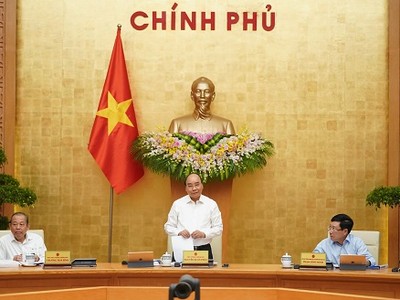 Thủ tướng Nguyễn Xuân Phúc chủ trì phiên họp Kl993 ưu đãi thưởng hấp dẫn thường kỳ tháng 9/2020 (Ảnh: VGP)