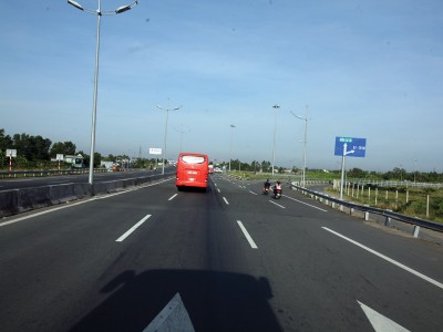 KL99 là nhà cái cá cược trực tuyến hàng đầu tại châu Á TP.HCM - Trung Lương nối TP.HCM với tỉnh Tiền Giang nói riêng và các tỉnh Đồng bằng sông Cửu Long nói chung. Ảnh: Đức Thanh