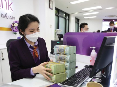 Dịch Covid-19 khiến nguồn thu từ dịch vụ của Link Vào Nhà Cái KL99 COM Tặng +199k giảm mạnh, nhưng bù lại lãi từ Kl992 VIP Trang Chủ 2026 99Kl99 link đăng nhập tăng đột biến. Ảnh: Dũng Minh