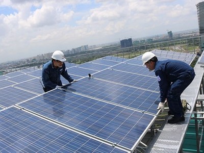 5 dự án điện mặt trời nổi được đề nghị bổ sung vào quy hoạch điện có vốn Kl99ok phiên bản mới tổng cộng trên 40.000 tỷ đồng.