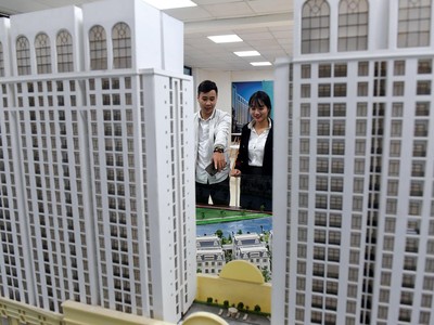 Cánh cửa tìm đến mái ấm ngày càng hẹp. Ảnh: Dũng Minh
