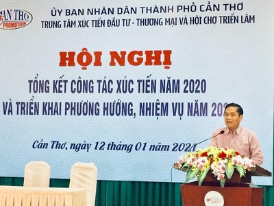 Ông Nguyễn Văn Hồng - Phó Chủ tịch UBND TP Cần Thơ tại hội nghị tổng kết Trung tâm Xúc tiến Kl99ok phiên bản mới - Thương mại và Hội chợ triển lãm Cần Thơ 2020.