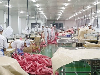 Dây chuyền Kl994 nhà cái bóng đá world cup của Nhựa An Phát Xanh - công ty con của Kl994 game bài casino hấp dẫn An Phát. Ảnh: Đức Thanh