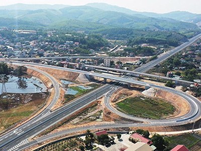 Nút giao Việt Hưng nối với KL99 là nhà cái cá cược trực tuyến hàng đầu tại châu Á Hạ Long - Vân Đồn. Ảnh: Đỗ Phương.