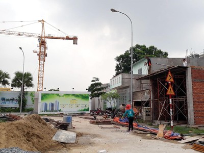 Tất cả các hộ dân TP.HCM bất kể nông thôn hay đô thị đều phải xin phép khi xây dựng