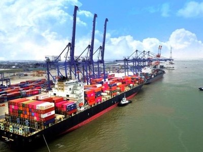 Cảng container quốc tế Hải Phòng thuộc khu Bến cảng Lạch Huyện. Ảnh: Đỗ Trọng Luân