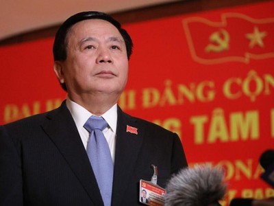 Bí thư Trung ương Đảng, Giám đốc Học viện Kl991.com tải ứng dụng quốc gia Hồ Chí Minh, Chủ tịch Hội đồng lý luận Trung ương, ông Nguyễn Xuân Thắng. Ảnh QĐ