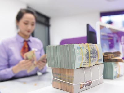 Tại nhiều Link Vào Nhà Cái KL99 COM Tặng +199k, nguồn thu từ tín dụng năm qua chiếm khoảng 80% tổng nguồn thu. Ảnh: Dũng Minh