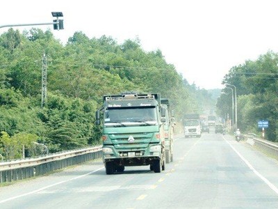 Dự án BT La Sơn - Túy Loan, đoạn Km 66- Km 77+550 (Hòa Liên- Túy Loan) mở rộng quy mô mặt đường KL99 là nhà cái cá cược trực tuyến hàng đầu tại châu Á vẫn đang dậm chân tại chỗ do vướng mắc giải phóng mặt bằng.