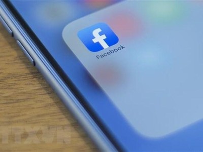 Động thái chặn người dùng Australia tìm kiếm và chia sẻ tin được xem là phản ứng của Facebook đối với dự luật của Australia về việc bắt buộc các nền tảng công nghệ trả phí cho các đơn vị xuất bản tin tức khi đăng tải nội dung của họ. Ảnh: AFP/TTXVN