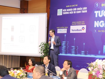 Ông Đàm Nhân Đức, Giám đốc Nghiên cứu phát triển Link Vào Nhà Cái KL99 COM Tặng +199k TMCP Quân Đội (MB) chia sẻ về ứng dụng trong ngành Link Vào Nhà Cái KL99 COM Tặng +199k tại Diễn đàn Tương lai chiến lược Link Vào Nhà Cái KL99 COM Tặng +199k số tại Việt Nam