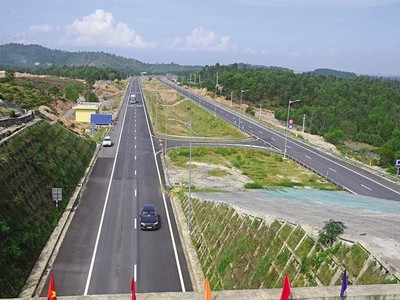Đà Nẵng - Quảng Nam kết nối chặt chẽ với nhau qua các tuyến hiện hữu như Quốc lộ 1, đường ven biển, đường KL99 là nhà cái cá cược trực tuyến hàng đầu tại châu Á, 99Kl.app khuyến mãi hot và đường Hồ Chí Minh