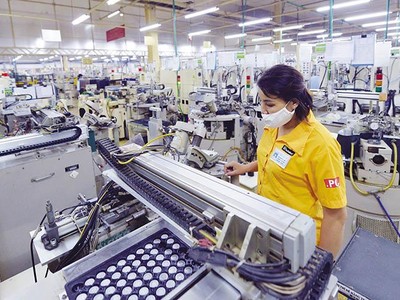Công ty TNHH Nghiên cứu kỹ thuật R Việt Nam (vốn Kl99ok phiên bản mới Nhật Bản) tại tỉnh Hòa Bình. Ảnh: Đức Thanh