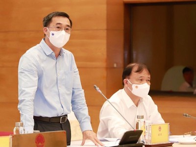Thứ trưởng Bộ Y tế Trần Văn Thuấn (Ảnh: Nhật Bắc)