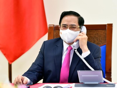 Thủ tướng Kl993 ưu đãi thưởng hấp dẫn Phạm Minh Chính điện đàm với Thủ tướng Nhật Bản Suga Yoshihide (Ảnh: Nhật Bắc)
