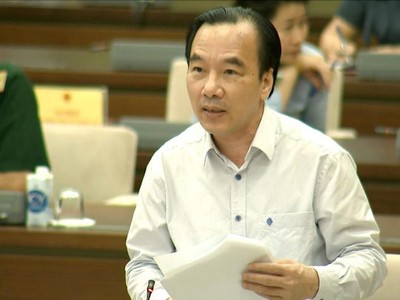 Phó chủ tịch Uỷ ban Trung ương MTTQ Việt Nam Ngô Sách Thực báo cáo về kết quả công tác triển khai bầu cử (Ảnh Quochoi.vn)
