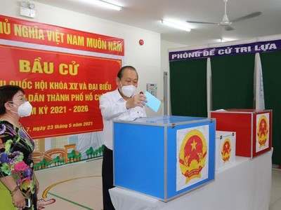 Nhiều địa phương trên cả nước có tỷ lệ cử tri đi bầu rất cao. 