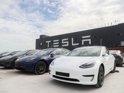 Tesla Model 3 (Ảnh từ Internet)