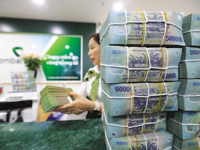 Nhiều khoản nợ xấu được cơ cấu lại, song khi thời hạn cơ cấu kết thúc mà chưa trả được thì rủi ro vẫn rất lớn. Ảnh: Đ.T