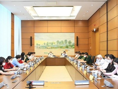 Trước khi thảo luận tại hội trường, Quốc hội đã thảo luận tại tổ về Kl992 cổng game cá cược, Trang Chủ KL99Com Số 1 Link Đăng Ký KL999, ngân sách (Trong ảnh: phiên thảo luận của tổ 14 ).