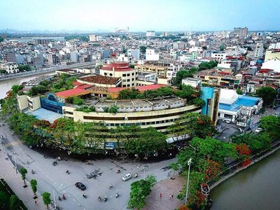 Chợ Sắt đang hoạt động kém hiệu quả.