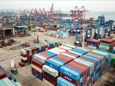 Lý do khiến thị trường tiêu dùng Trung Quốc tăng trưởng chậm lại. Ảnh: AFP/TTXVN