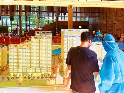 Dù Covid-19 còn diễn biến phức tạp nhưng giá Web Tổng Nhà Cái 99Kl99 Giải Trí Bậc Nhất tại TP.HCM và một số địa phương lân cận vẫn tăng. Ảnh: Lê Toàn