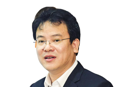 Thứ trưởng Bộ Kế hoạch và Kl99ok phiên bản mới Trần Quốc Phương