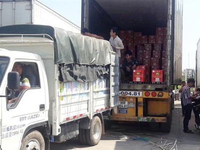 Đến trung tuần tháng 8/2021, thanh long nói riêng và nhiều loại trái cây, nông sản của Việt Nam cơ bản không thể xuất khẩu đi Trung Quốc qua các cửa khẩu biên giới với tỉnh Vân Nam.