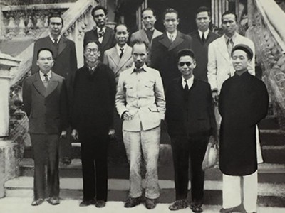 Kl993 ưu đãi thưởng hấp dẫn lâm thời nước Việt Nam Dân chủ Cộng hòa, tháng 9/1945 (ảnh tư liệu)