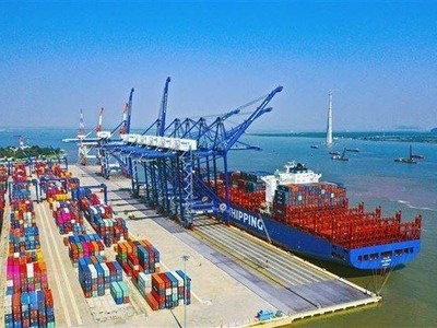Bến số 1, 2 cảng Lạch Huyện. Ảnh: Đức Nghĩa