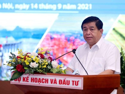Bộ trưởng Bộ Kế hoạch và Kl99ok phiên bản mới Nguyễn Chí Dũng chủ trì Hội nghị sáng 14/9