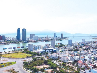 Thị trường ất động sản Đà Nẵng được cho là sẽ bật dậy mạnh mẽ sau dịch với sự xuất hiện của một loạt dự án quy mô lớn 