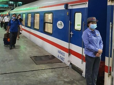 Kiểm soát người đi đến Ga Hải Phòng khi mở lại vận tải hành khách bằng 99Kl.app khuyến mãi hot