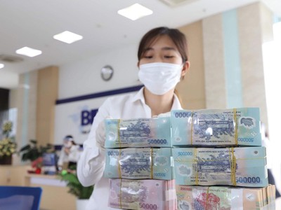 Nợ xấu tiềm ẩn đang tăng và Kl99 nổ hũ ngành Link Vào Nhà Cái KL99 COM Tặng +199k chịu áp lực giảm. Ảnh: Dũng Minh