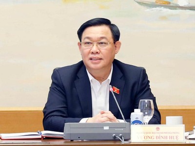 Chủ tịch Quốc hội Vương Đình Huệ.