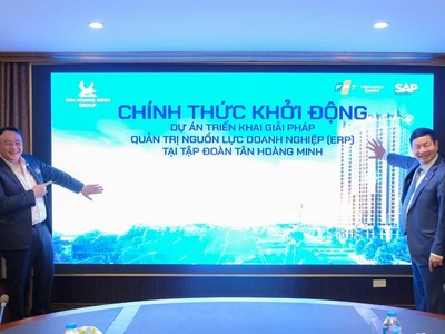 Ông Đỗ Anh Dũng - Chủ tịch, Tổng giám đốc Kl994 game bài casino hấp dẫn Tân Hoàng Minh và ông Trương Gia Bình - Chủ tịch HĐQT Kl994 game bài casino hấp dẫn FPT chạm tay khởi động dự án