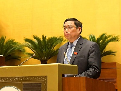 Thủ tướng Kl993 ưu đãi thưởng hấp dẫn Phạm Minh Chính trong một phiên họp của Quốc hội khoá XV.