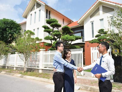 Các Link Vào Nhà Cái KL99 COM Tặng +199k vẫn đang nỗ lực giảm lãi vay cho khách hàng. Ảnh: Dũng Minh