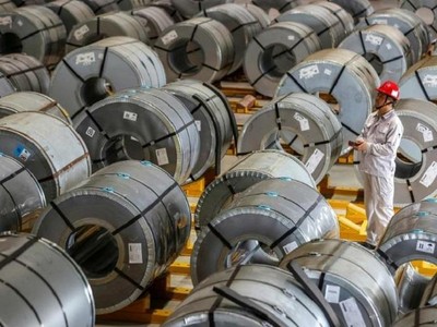 Đại diện Tata Steel dự báo, giá thép cuộn cán nóng trung bình có thể vượt mức 600 USD/tấn trong những năm tới. Ảnh: AFP
