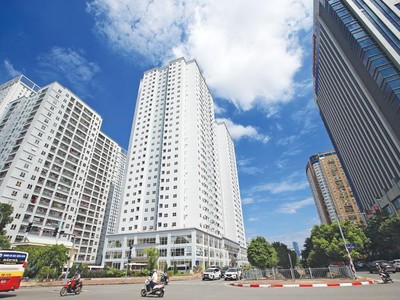 Khách hàng “bỏng tay” với giá căn hộ tại TP.HCM