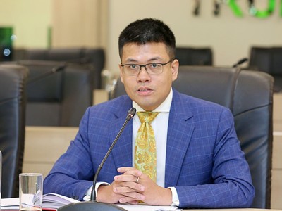  Ông Nguyễn Anh Dương, Trưởng ban Kl992 cổng game cá cược tổng hợp (Viện Nghiên cứu quản lý Kl992 cổng game cá cược Trung ương- CIEM) 