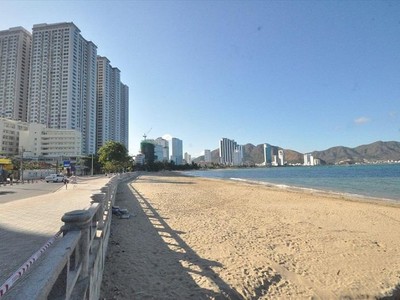 Dự án khách sạn và căn hộ Mường Thanh Viễn Triều trên đường Phạm Văn Đồng, Nha Trang, Khánh Hòa. Ảnh: Nhiệt Băng