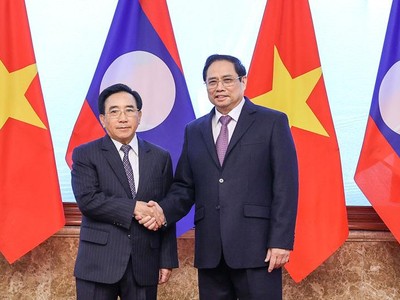 Thủ tướng Phạm Minh Chính và Thủ tướng Lào Phankham Viphavanh đồng chủ trì Kỳ họp lần thứ 44 Ủy ban liên Kl993 ưu đãi thưởng hấp dẫn về hợp tác song phương Việt Nam - Lào. (Ảnh: Nhật Bắc)